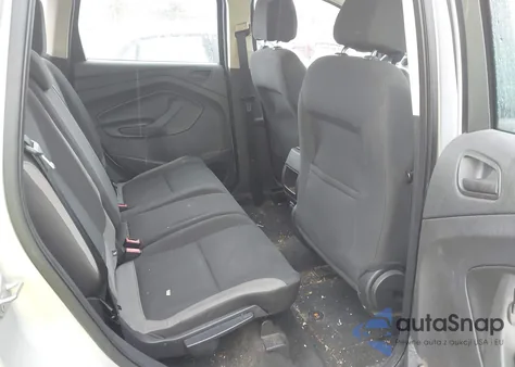 2014 Ford Escape S z USA, uszkodzony, nr VIN 1FMCU0F77EUC50353